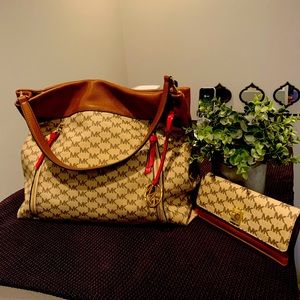 Michael Kors leather hobo style bag with matching wallet!